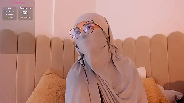  amisha online show from February 21, 11:33 am