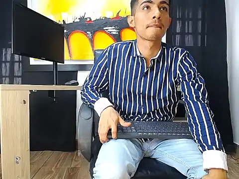 Apolo Richards online show from February 6, 8:34 pm