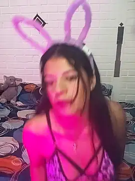 lorenita1616 online show from March 17, 6:17 am