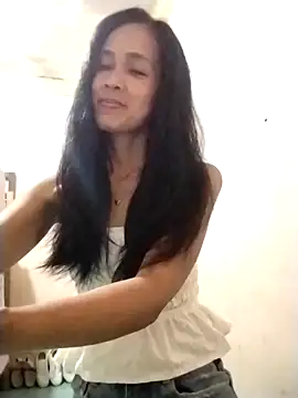 sweet maxine44 online show from April 30, 12:00 pm