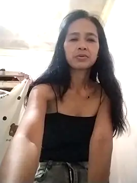 sweet maxine44 online show from May 8, 9:31 pm