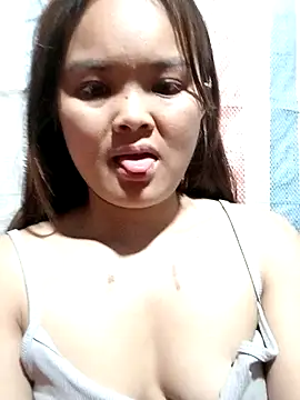 Luminana online show from February 26, 8:24 am