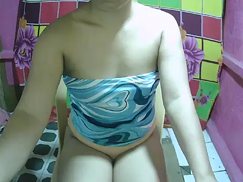 SweetHotBabe18 online show from June 24, 12:42 am