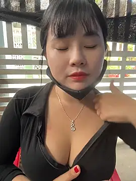 Lewd couple online show from May 7, 5:57 am