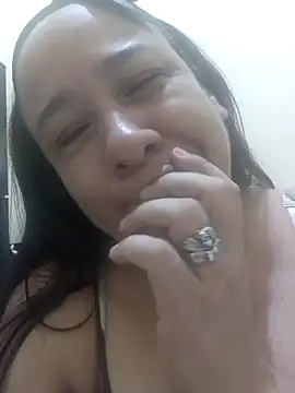 hannah boscovich online show from March 25, 8:04 pm