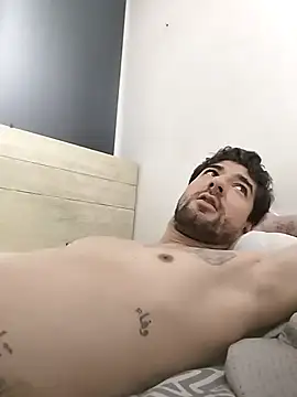 Camilo696903 online show from February 24, 10:30 pm