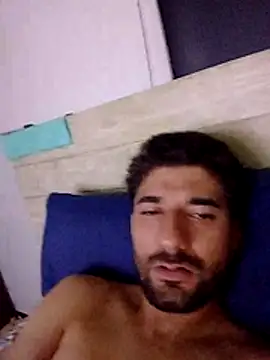 Snapshot of Camilo696903 chatting on June 19, 1:10 am Camilo696903 online show from June 19, 1:10 am