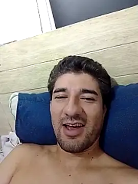 Snapshot of Camilo696903 chatting on June 27, 10:26 pm Camilo696903 online show from June 27, 10:26 pm