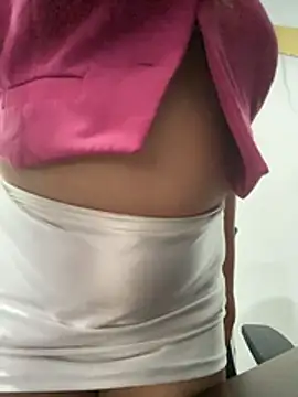 Emily Harpeer online show from February 13, 11:39 am