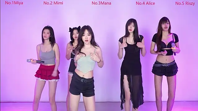 Snapshot of Velvet-girl chatting on February 13, 10:22 am Velvet-girl online show from February 13, 10:22 am