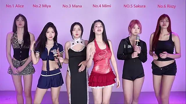 Snapshot of Velvet-girl chatting on March 10, 9:47 am Velvet-girl online show from March 10, 9:47 am