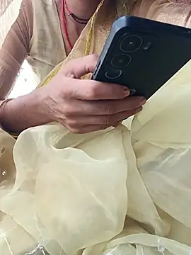 Komal4050 online show from June 18, 11:58 am