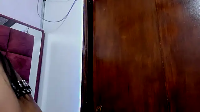 DAKOTALUCIFENA online show from March 7, 2:41 am