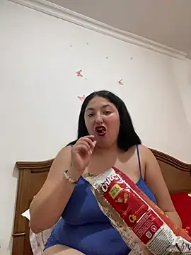 Amber Sinn online show from June 26, 1:59 pm