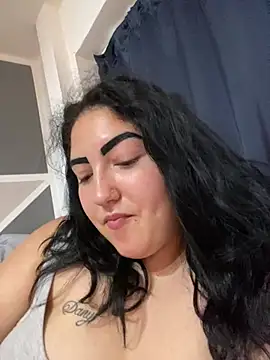 Amber Sinn online show from July 30, 3:44 pm