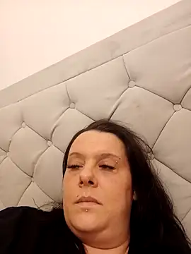 louisa36 online show from February 14, 11:45 pm