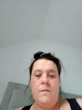 louisa36 online show from February 19, 2:46 pm