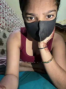 Cutedesigirl online show from August 5, 5:10 am