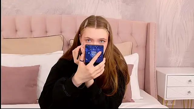 Snapshot of StacyHicks chatting on March 14, 3:06 pm StacyHicks online show from March 14, 3:06 pm