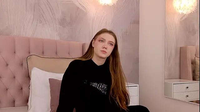 Snapshot of StacyHicks chatting on March 15, 3:07 pm StacyHicks online show from March 15, 3:07 pm