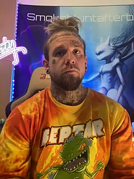 Smokebluntafterblunt online show from February 19, 2:57 pm