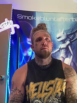 Smokebluntafterblunt online show from March 4, 5:41 pm