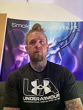 Snapshot of Smokebluntafterblunt chatting on May 4, 12:06 am Smokebluntafterblunt online show from May 4, 12:06 am