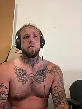 Snapshot of Smokebluntafterblunt chatting on July 28, 7:39 pm Smokebluntafterblunt online show from July 28, 7:39 pm