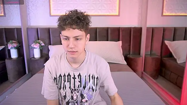 StefanBev online show from February 8, 7:50 pm