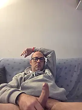 pareja47 online show from February 23, 8:44 am