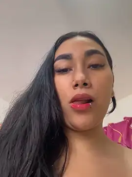 Snapshot of Mia__Starxxx chatting on May 27, 9:12 pm Mia Starxxx online show from May 27, 9:12 pm