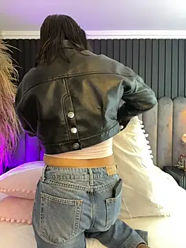 Nanda vixen  online show from May 23, 6:56 pm