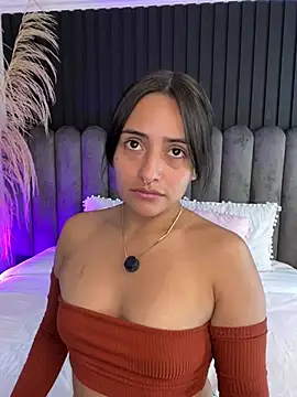 Nanda vixen  online show from June 4, 11:11 pm