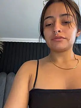 Nanda vixen  online show from June 14, 11:18 pm