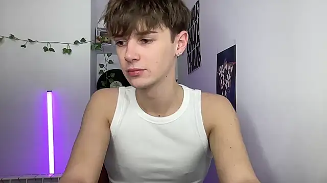 YourMilkyGuy online show from April 30, 6:25 pm