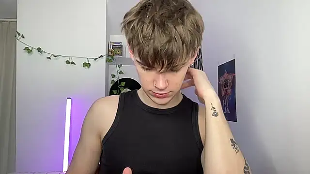 YourMilkyGuy online show from June 16, 12:52 pm