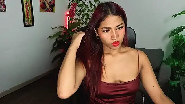 Snapshot of ChloeLombardi_ chatting on July 11, 3:04 pm ChloeLombardi online show from July 11, 3:04 pm