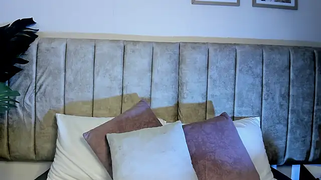 Roxy Sin online show from March 13, 3:02 am