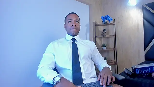 LuccianoDaytona online show from March 17, 7:39 pm