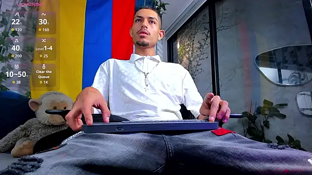 ItsZairen online show from July 8, 6:18 am