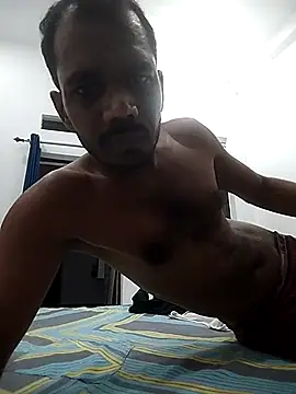 Daddyishere 19 online show from April 26, 7:00 pm