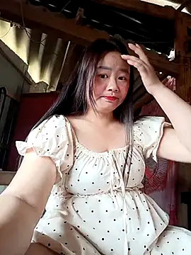 lisn-cute online show from April 22, 2:58 am