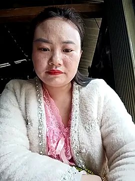 lisn-cute online show from April 29, 4:05 am