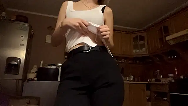 CharmingBlonde online show from March 3, 6:14 pm