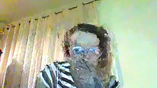 Snapshot of Rebbeka chatting on February 16, 11:23 pm Rebbeka online show from February 16, 11:23 pm