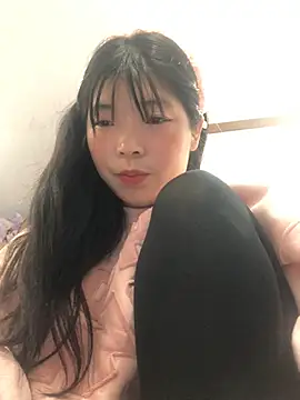 cuty lusy online show from March 19, 3:54 am