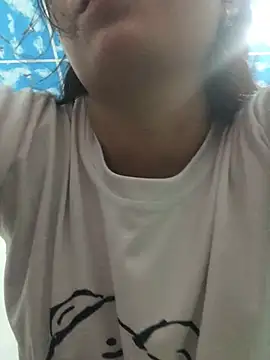 cuty lusy online show from May 5, 11:57 pm
