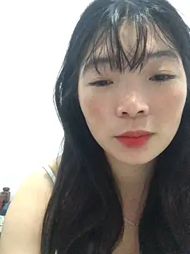 Snapshot of cuty_lusy chatting on May 12, 12:46 pm cuty lusy online show from May 12, 12:46 pm
