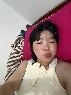 Snapshot of cuty_lusy chatting on May 30, 1:14 am cuty lusy online show from May 30, 1:14 am