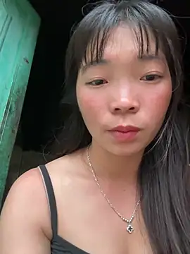 Snapshot of cuty_lusy chatting on June 15, 10:45 pm cuty lusy online show from June 15, 10:45 pm
